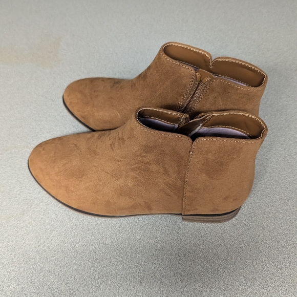 Cat and Jack girl velvet booties color Sz 3 - Picture 12 of 16